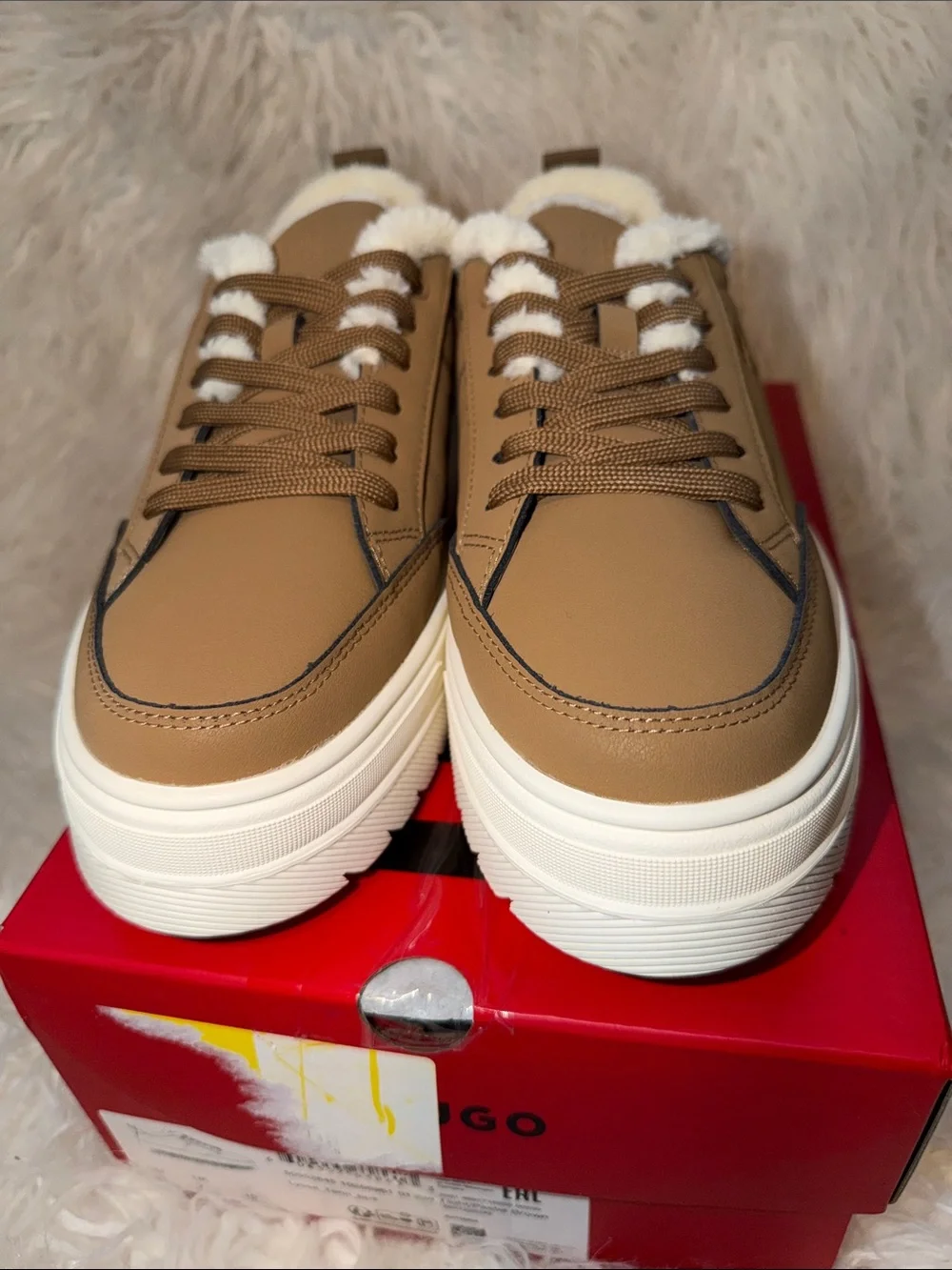 NIB Hugo Women's Lyssa Fur Lined Platform Sneaker Size 10